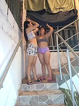 Stripchat Free Live Porn of royalgirls_x