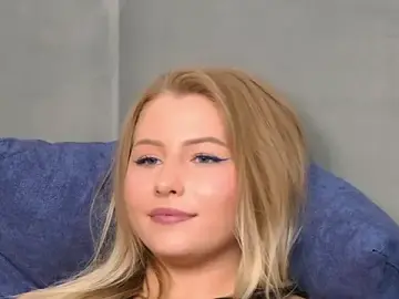 Stripchat Free Porn Cam of Amy_mit