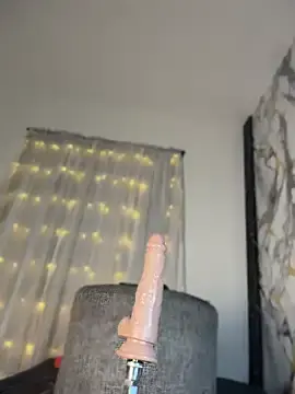 Stripchat Watch Live Sex Cams of MerliaSsomer
