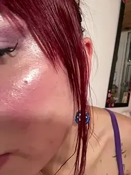 Stripchat Live Sex Cam of Kitty_Melodi