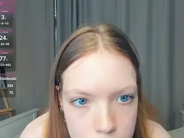 Stripchat Best Webcam of LavenderMitten