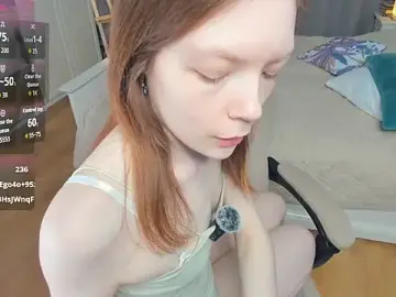 Stripchat Adult Webcams of LavenderMitten
