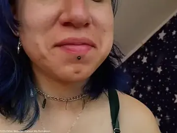 Stripchat Adult Video Chat of pussytight_pervert