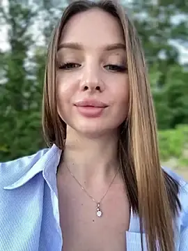 Stripchat Nude Webcam of KrisMagnoly