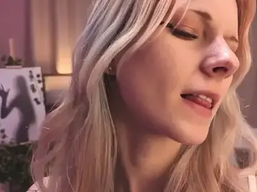 Stripchat Free Live Porn of JuanaSumma