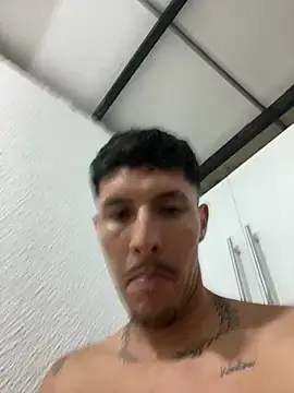 Stripchat Free Porn Cam of ALEXXXTREM69