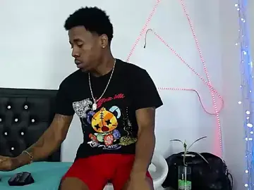 Stripchat Free Live Porn of Damian_hart_24CM