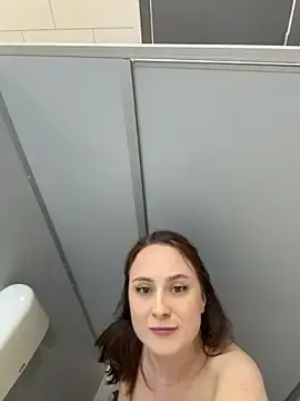 Stripchat Nude Webcam of Dina_Tease