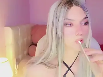 Stripchat Free Porn Cam of EvaEvangeline
