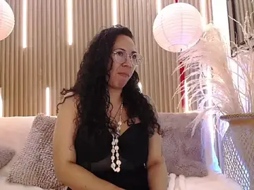 Stripchat Live Sex of Velvet_Curly