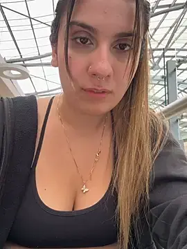 Stripchat Private Sex Chat of sarah_honey__