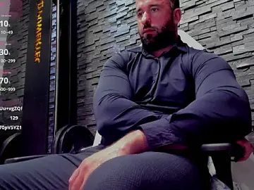 Stripchat Adult Webcam of David_Big_Daddy