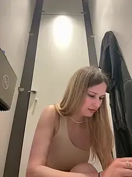 Stripchat Live Sex of blonde_exe