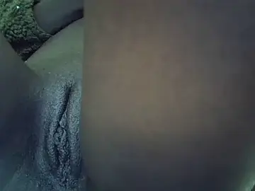Stripchat Free Porn Cam of cutiebreey