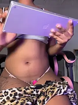 Stripchat Live Sex of Your_Paris