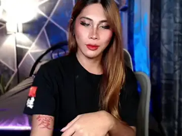 Stripchat Free Porn Cam of demeterfoxx