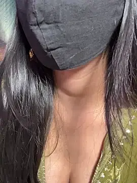 Stripchat Sex Cam of Neha18