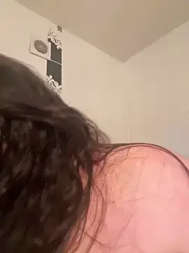 Stripchat Free Porn Cam of SunnyLeila2101