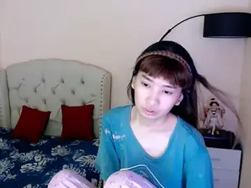 Stripchat Adult Webcam of ShantalFoxxy_