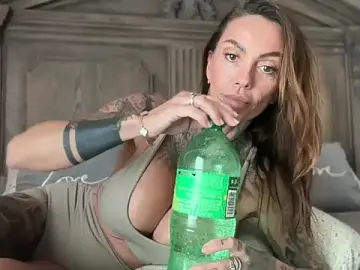 Stripchat Watch Live Sex Cams of KadaLove69