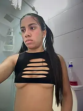 Stripchat Live Sex Cam of Helen_Vidall