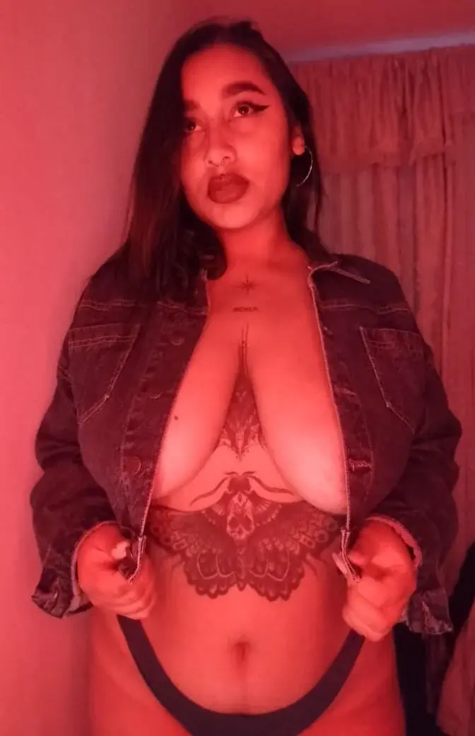 Mia_skyy18