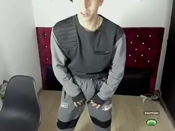 Stripchat Watch Live Sex Cams of Angel_Miguel_1