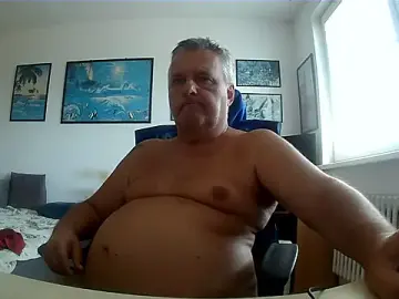 Stripchat Best Webcam of Robert_SK1