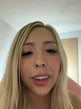 Stripchat Free Live Porn of Sofy_Softtt