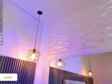 Stripchat Live Sex Cam of PAULETEJOHNSON