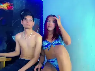 Stripchat Live Sex Cam of LuxeCouple