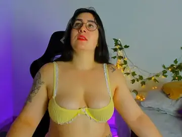Stripchat Free Live Porn of Susan_Foxx