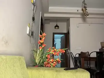 Stripchat Sex Cam of Naira_fit
