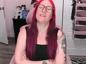 Stripchat Free Live Porn of gennyrock