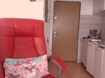 Stripchat Live Sex Cam of simyhvn