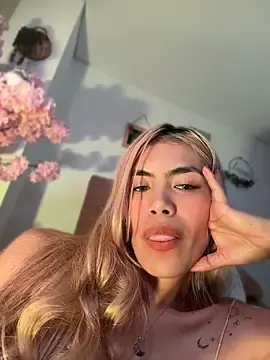 Stripchat Free Live Porn of soffia_7