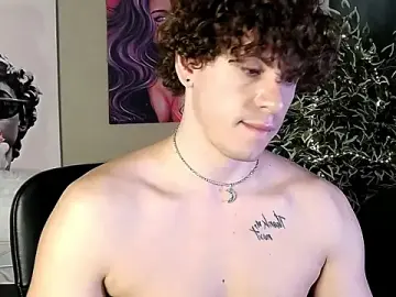 Stripchat Free Porn Cam of TylerGibson