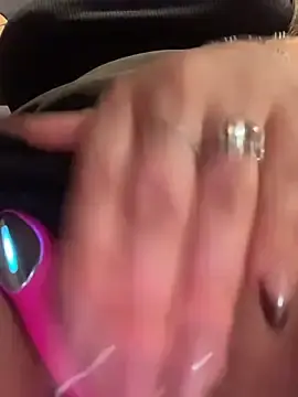Stripchat Live Sex Cam of Chloe__Moon