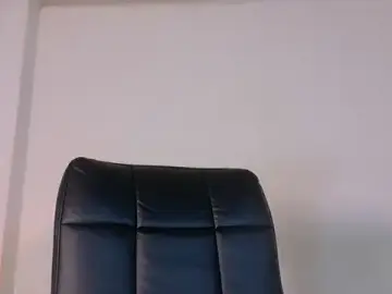 Stripchat Free Porn Cam of raven_li01