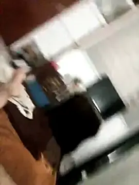Stripchat Watch Live Sex Cams of kikevt197501