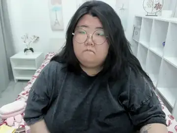 Stripchat Live Porn of Nadine_asian