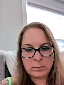 Stripchat Live Porn of Sparkle99999
