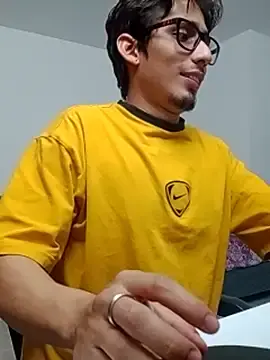 Stripchat Sex Cam of SrIncognito666