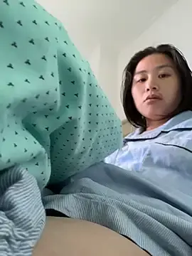 Stripchat Free Live Porn of Iridessa-