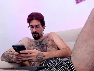 Stripchat Live Sex Cam of Jonathan_Soto