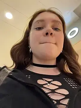 Stripchat Live Sex Cam of lucy-joy