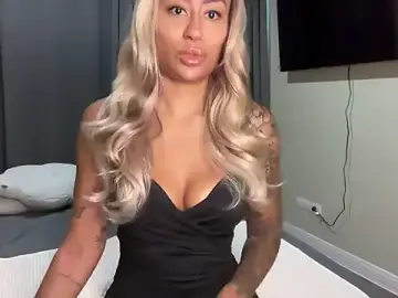 Stripchat Best live sex cam show of CoCo-Queen