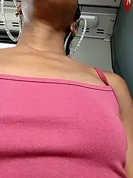 Stripchat Free Porn Cam of Jasmine_FullsShine