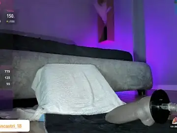 Stripchat Live Porn of Ian_Castillo_