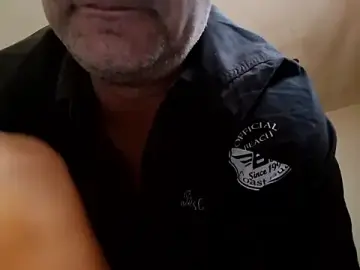Stripchat Watch Live Sex Cams of ChicoloXXX